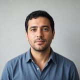 Tarik Al-Mansoor, Porträt